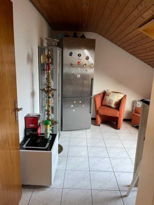 Helle 4-Zimmer Dachgeschosswohnung in Karlsruhe-Knielingen