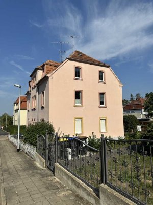 Neu renovierte 2-Raumwohnung im Erdgeschoss ! Bad mit Wanne und Dusche !!