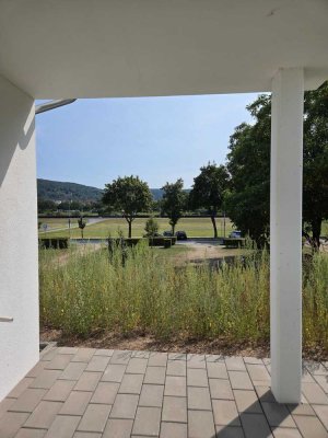 große helle 3-Zimmer-Terrassen-Wohnung mit Blick zum Main