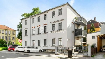 Stilvoll wohnen mit solider Perspektive - 4-Zimmer-Wohnung mit Terrasse in gepflegtem Altbau