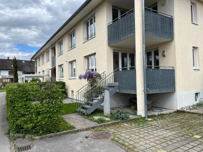 Helle, ruhige 2.5-Zimmer-Wohnung mit Terrasse, Garten &amp; Tiefgarage – neu renoviert