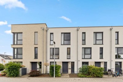 PROVISIONSFREI - Neuwertiges Reihenmittelhaus mit großzügigem Wohnraum und gehobener Ausstattung