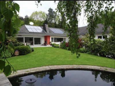 Geräumiges, preiswertes und gepflegtes 7-Zimmer-Einfamilienhaus mit lux. Innenausstattung in Hemer