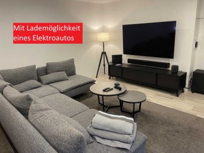 Neuwertige 2 Zi. Wohnung in Nürnberg, Lademöglichkeit Elektroauto + Paketbox + Schuppen