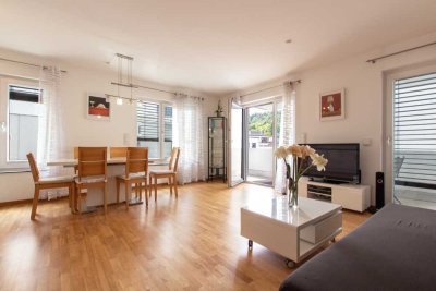 Ihre Oase über den Dächern – 2,5 Zimmer Wohnung im exklusiven Penthouse-Stil mit Dachterrasse!