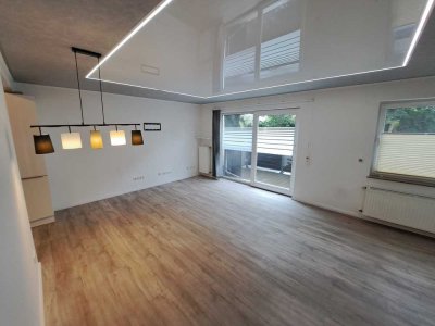 Exklusive, neuwertige 2-Zimmer-EG-Wohnung mit geh. Innenausstattung mit Balkon und EBK