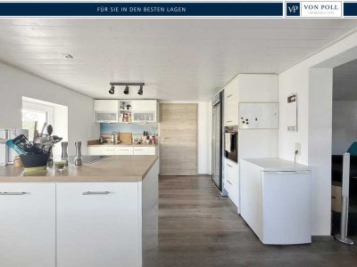 Moderne, lichtdurchflutete 4-Zimmer-Wohnung mit Balkon und Einbauküche