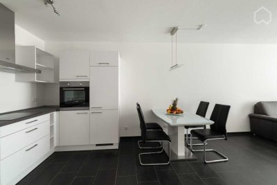 Möblierte 2-Zimmerwohnung mit Balkon in stark nachgefragter Wohnlage von FFM-Nied