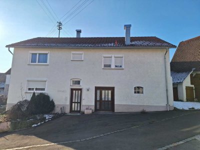 Großes Bauernhaus mit Scheune in St. Johann