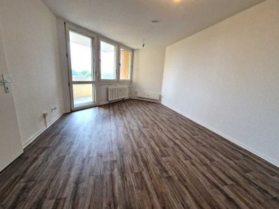 Frisch renovierte geräumige 2-Zimmer-Wohnung unweit der Jungfernheide