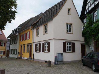 Altbaucharme trifft modernes Wohnen – nachhaltig saniertes Haus in Riegel