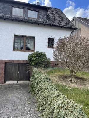 Immobilie mit Ausbaumöglichkeiten in schöner Lage