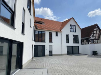 Moderne Neubau 4 Zimmer Maisonette Wohnung