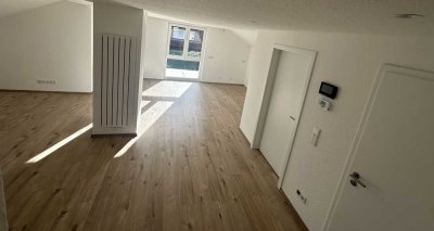 *Erstbezug* hochwertige Dachgeschosswohnung zur Miete