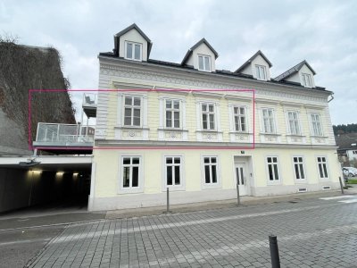 Provisionsfrei! Exklusive 2-Zimmer Wohnung mit XL-Terrasse, Tiefgaragenplatz und Villen Flair zu vermieten in Vorstadt Vöcklabruck
