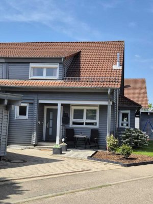 4-Raum-Doppelhaushälfte mit gehobener Innenausstattung in Ruppertshofen