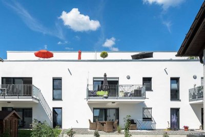 Moderne Erdgeschosswohnung mit Terrasse und Gartenmitbenutzung in ruhiger Wohnlage