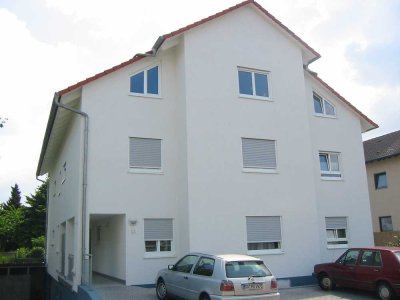 Moderne 3-Zimmer Wohnung (81m²) mit Balkon und Garage in Durmersheim
