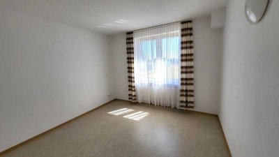 3-Zimmer Wohnung mit Einbauküche in Schkeuditz zu vermieten!