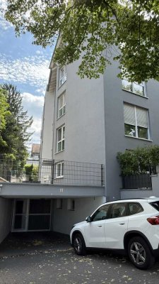 Stilvolle 4-Zimmer-Wohnung mit gehobener Innenausstattung mit Balkon und EBK im Rheingauviertel