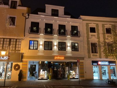 EINZIGARTIGE STADTVILLA MIT GROSSZÜGIGEM GESCHÄFTSLOKAL