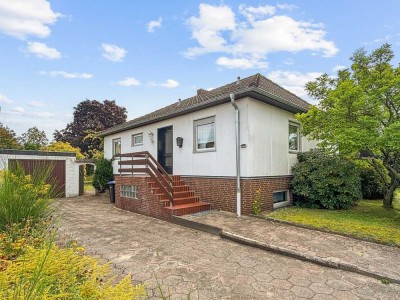 Sanierung oder Neubau? Bungalow mit großem Grundstück in zentraler Lage von Bleckede