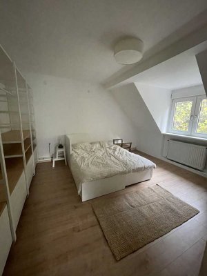 Helle 3-Zimmer Wohnung in Saarbrücken mit Einbauküche