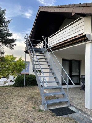 Ruhige 3-Zimmer-DG-Wohnung mit Einbauküche in Elztal-Neckarburken