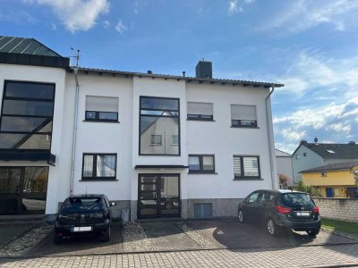 Attraktives Zweifamilienhaus