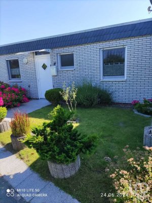 Komplett saniertes Ferienhaus nahe am Strand