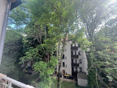 Denkmalschutz: 3-Zimmer-Wohnung nahe der Riebeckbrücke in Leipzig-Reudnitz zu erwerben