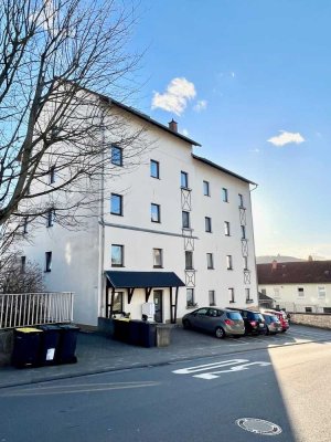 Von Privat: Wohnung  mit 52m² Wohnfläche + 34m² integriertem Hobbyraum in Ober-Ingelheim