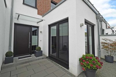 Simply Perfect :) Exklusiv ausgestattetes Townhouse mit Garten & Carport in Kettwig