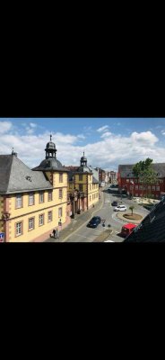 Vollständig renovierte 4-Zimmer-Wohnung mit Einbauküche in Aschaffenburg