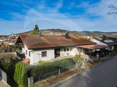 Mehrfamilien-/Mehrgenerationenhaus mit traumhaftem Fernblick