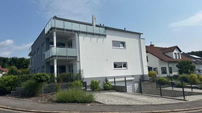 Luxuriöse 3-Zimmer-Neubauwohnung mit 65 m² Dachterrasse & Aufzug direkt in die Wohnung