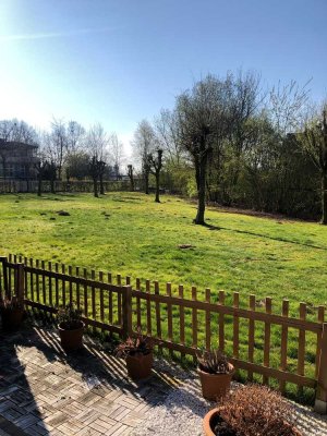 Terrassenwohnung mit Blick ins Grüne