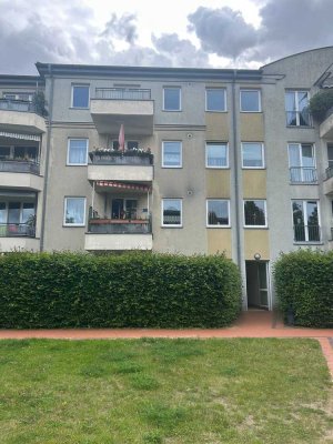 Helle 2-Zimmerwohnung im 3. OG in Franz. Buchholz mit großzügiger Terrasse