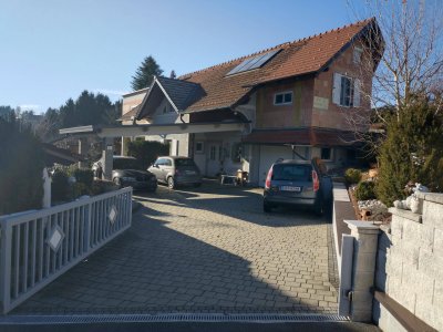 Zweifamilienhaus im Grünen