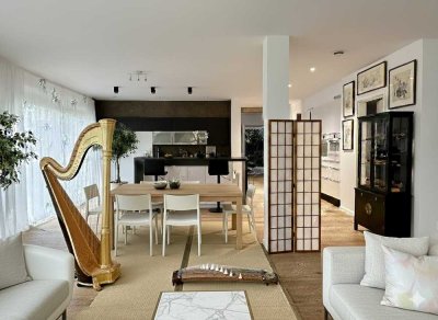 Stilvolles Familiendomizil mit Schwimmteich und Einliegerwohnung für gehobene Ansprüche