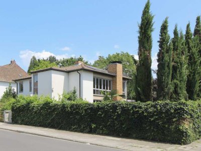 Stilvolle Villa in 1A-Wohnlage
Maler - und Musikerviertel, Lu-Süd