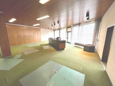 Großzügiges Büro im Loft-Charakter, kann als Wohnung ausgebaut werden, in Kirchheim-Teck