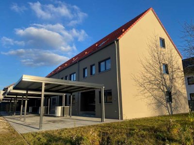 Erstbezug Modernes und großzügiges Reihenmittelhaus am Ortsrand von Offenstetten