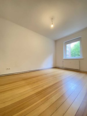 Schöne 3 Zimmerwohnung mit Einbauküche und Balkon zu vermieten