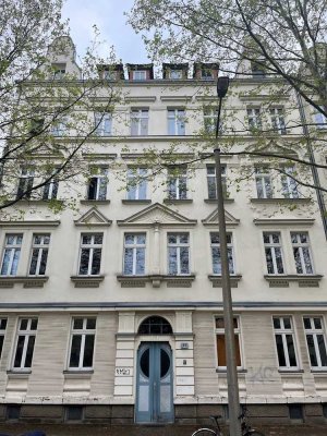 helle 3-Zimmer-Wohnung mit offener Wohnküche