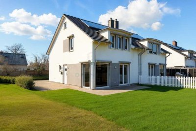 Moderne Doppelhaushälfte mit gehobener Ausstattung in Sanitz, mit Stellplatz - 15 km nach Rostock