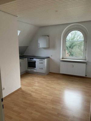 Schöne und gut ausgestattete 4 Zimmer Wohnung auf zwei Etagen in Essen-Kray