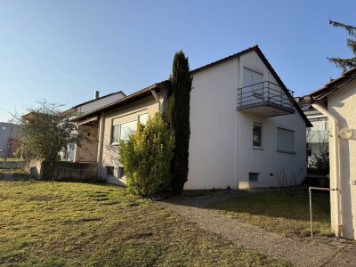 Freistehendes Einfamilienhaus in Kleinsachsenheim auf über 1000qm Grundstück