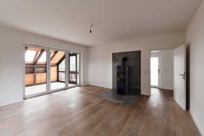 Provisionsfrei! Wohnen mit Perspektive: 6 Zimmer auf 2 Etagen – auch zur Teilvermietung geeignet