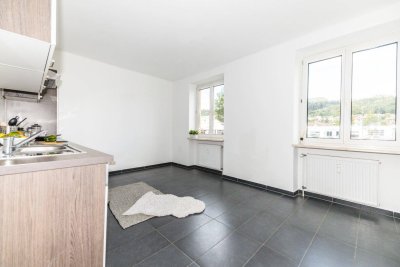 JETZT EINZIEHEN I HELLE RÄUME I ZENTRALE LAGE I STILVOLL SANIERT I DESIGNKÜCHE I WALK-IN DUSCHE I PROJEKT WOHNEN